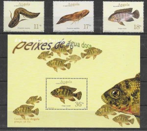 sellos colección fauna Angola 2001