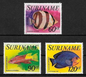 sellos fauna Surinam 1977